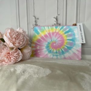 Stoney Clover Lane flat pouch